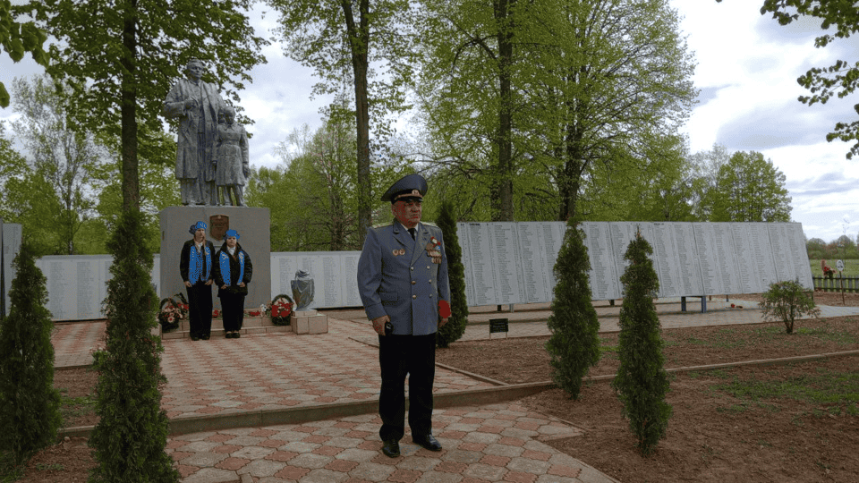 9 мая на мемориальном комплексе «Рыленки», а также на воинском захоронении «Петрики» прошли митинги, посвященные Дню Победы и памяти жертв Второй мировой войны