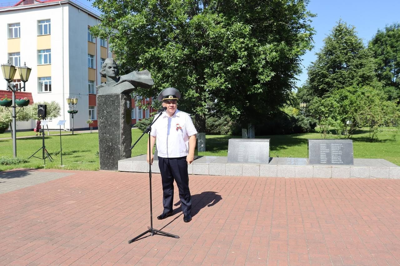 3 июля у памятника Героя Советского Союза Анны Никандровой в г.Дубровно состоялся Митинг, посвященный Дню Независимости Республики Беларусь