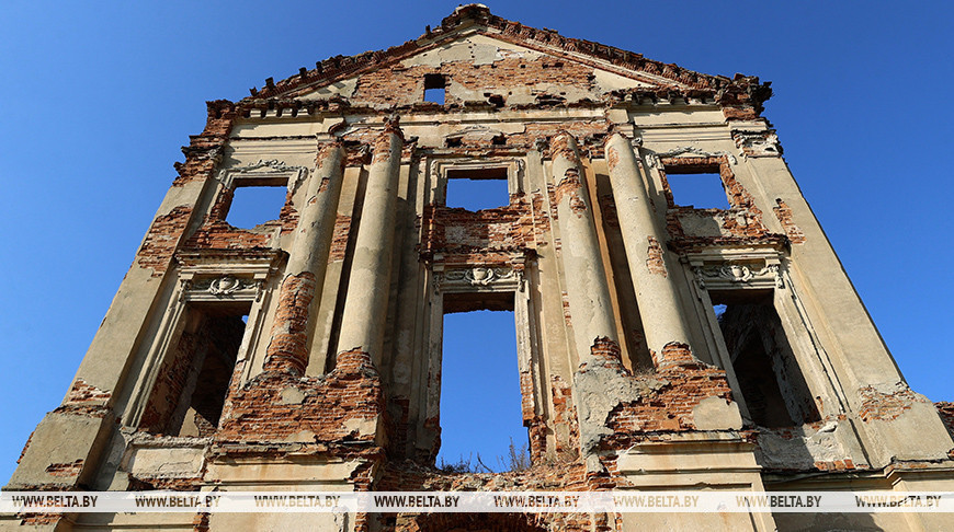 Belarusian state program aims to restore castles, digitize culture by 2030