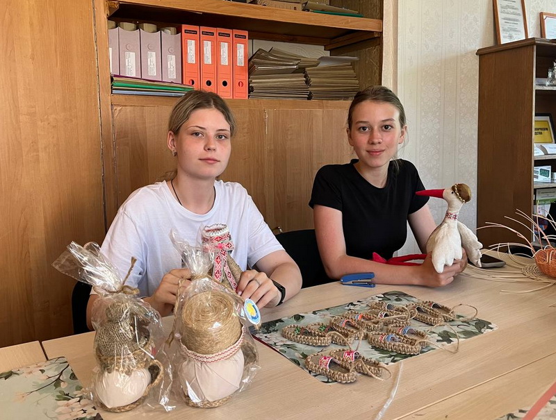 Дубровенские школьники выбирают трудовой отдых