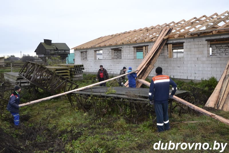 Субботники прошли в сельхозпредприятиях Дубровенщины