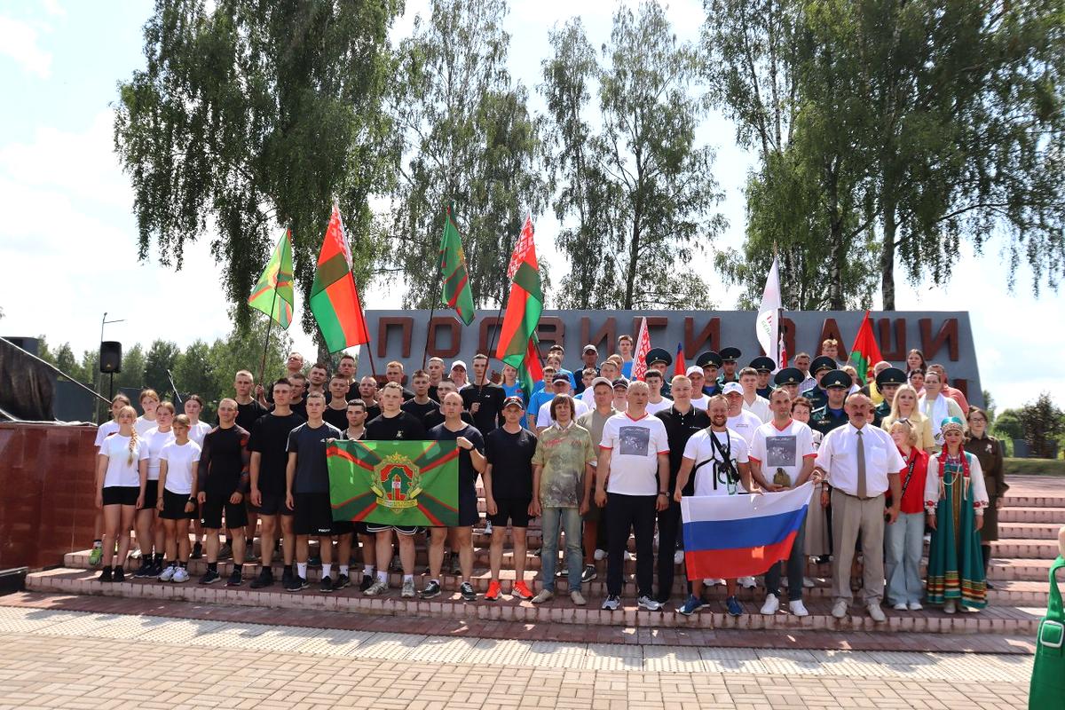 "Марш Победы" прибыл на мемориальный комплекс «Рыленки» в Дубровенский район