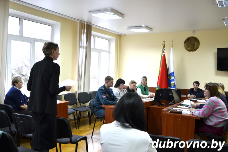 Заседание КДН прошло в Дубровно