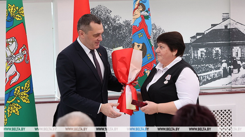 Дубровенска удостоена медали «За трудовые заслуги»