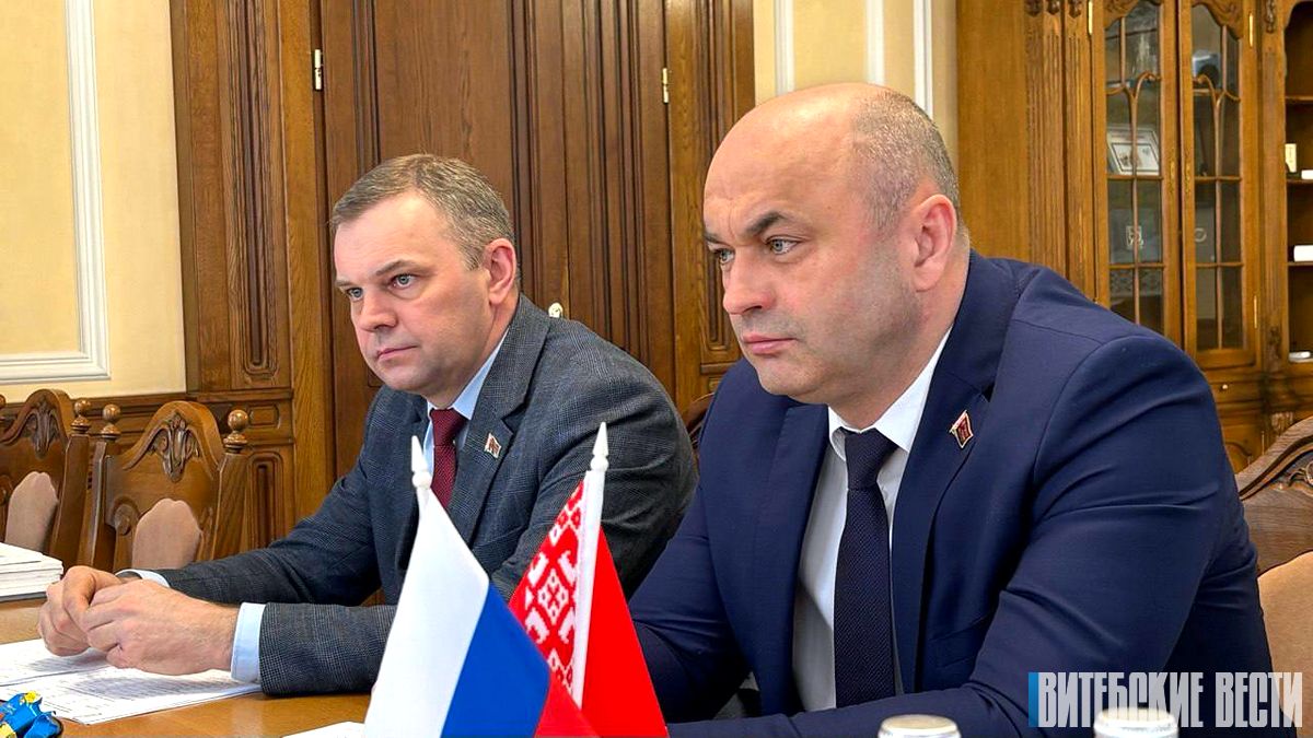 В Витебском облисполкоме состоялась встреча Александра Рогожника и Ильхама Кашапова