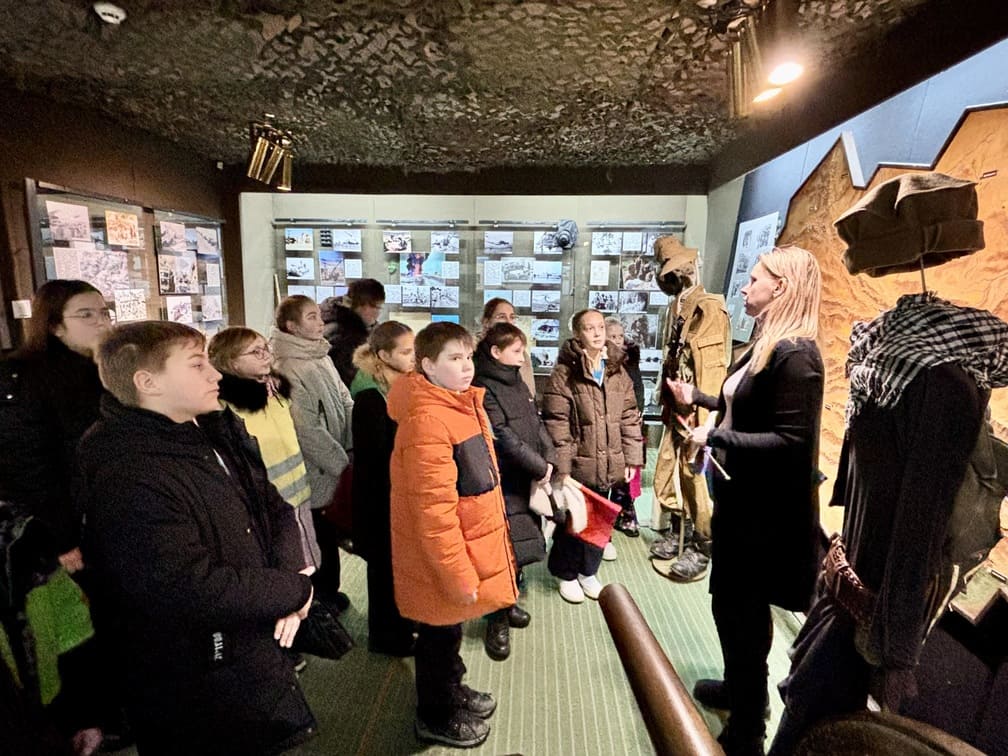 Витебские таможенники, учащиеся таможенного класса и РУП «Белтаможсервис» почтили память воинов-интернационалистов