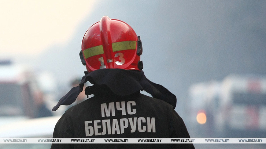 Спасатели потушили пожар в телятнике в Дубровенском районе