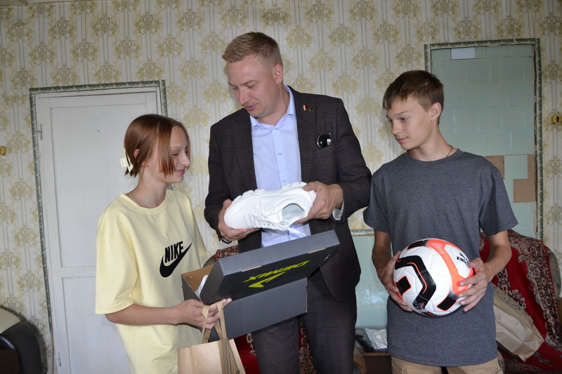 В. Бабичев: Нужно, чтобы начало учебного года было радостным