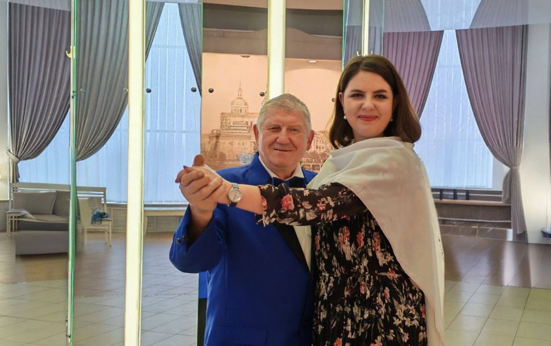 Дубровенцы приняли участие в областном межпоколенческом бале