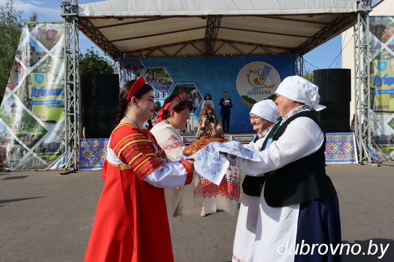 Сегодня отмечается День единения народов Беларуси и России