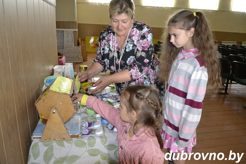 Фотофакт: В аг. Еремеевщина прошел брендовый праздник хлеба
